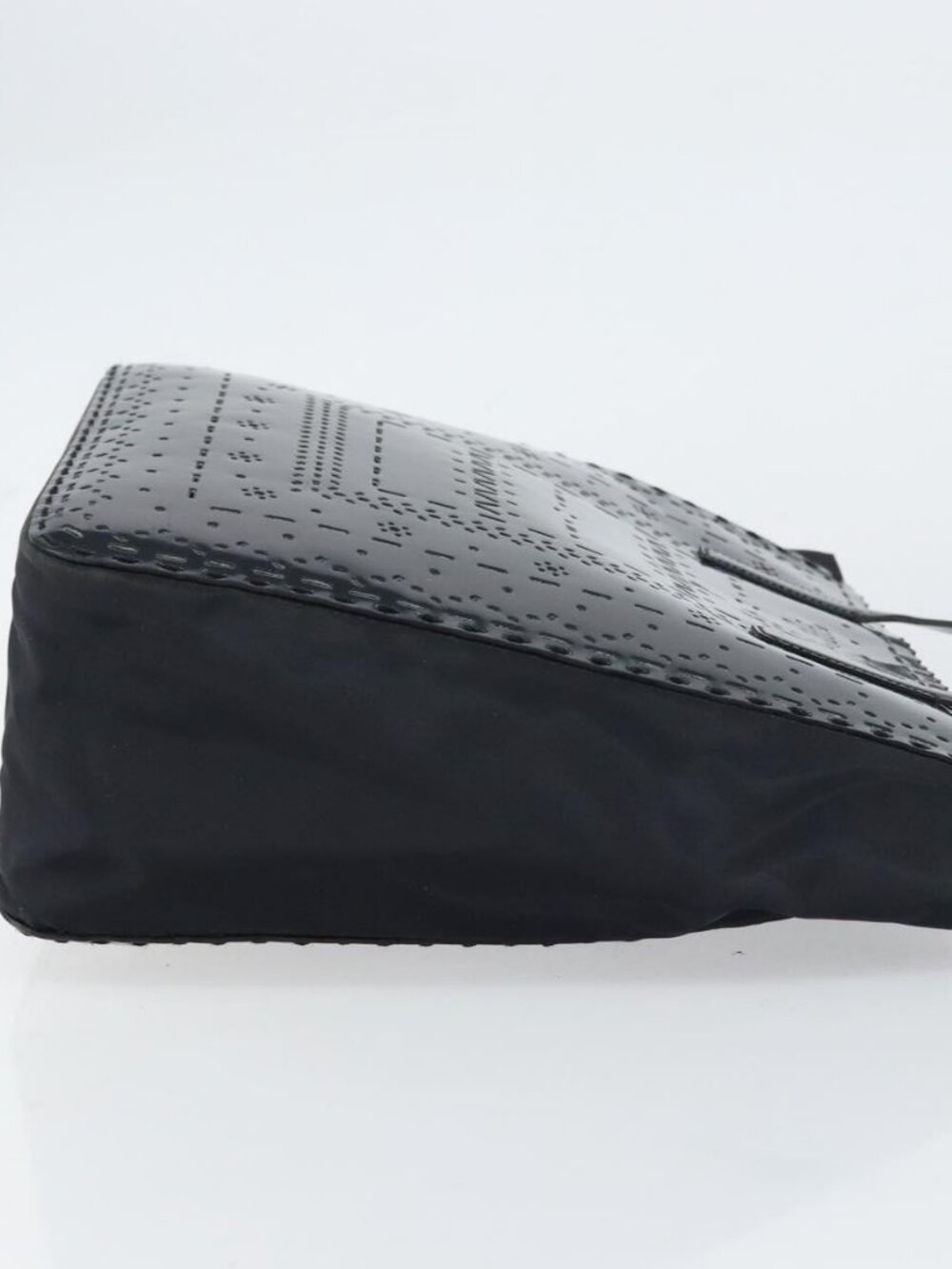 PRADA Hand Bag Enamel Black Silver Auth 160525 - Picture 5 of 16